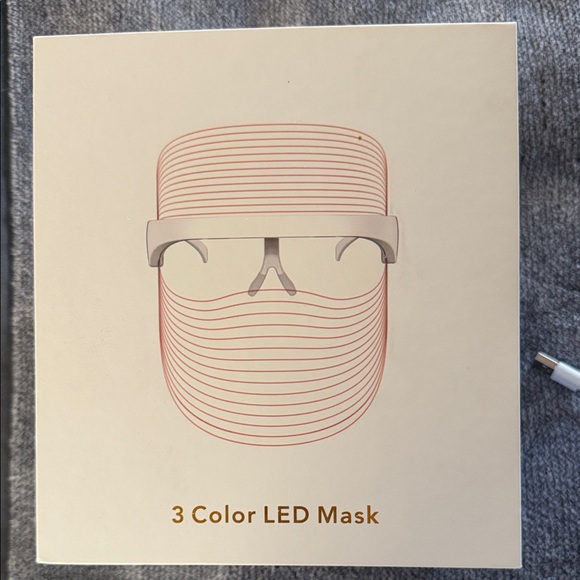 3 Color LED Mask - Picture 1 of 5